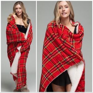 Premium Plaid Blanket 🎄 ❄️